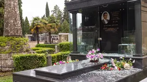 Así ha quedado el Cementerio Municipal de Pamplona tras los robos de la noche del jueves