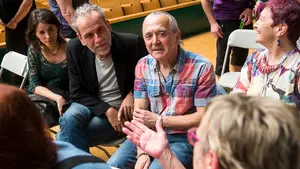 Willy Toledo vuelve a la carga: el actor considera "legítimo asaltar el palacio de la Zarzuela"