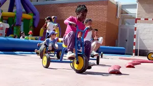 Las imágenes de la gran fiesta organizada por las familias de las escuelas infantiles por la libertad de elección