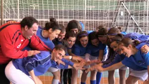 El Txantrea logra tres goles de ventaja para ascender a Primera división