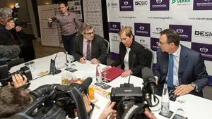 Uxue Barkos protagoniza los 'Desayunos empresariales' organizados por Navarra Capital