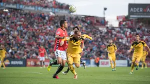Las imágenes del partido Nástic - Osasuna en el Nou Estadi