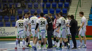 El Helvetia cierra un "acuerdo verbal" con cinco fichajes para sustituir a las bajas