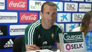 Rueda de prensa de Mateo, antes de recibir al Prat en Tajonar