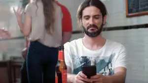 Las pullas de Ciudadanos a PP y Podemos en su nuevo vídeo electoral