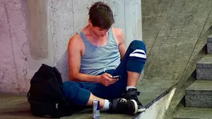 Retirada la pensión alimenticia a un hijo por no tener interés en estudiar o trabajar