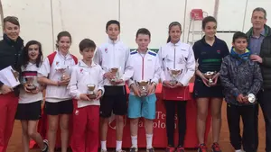 Iñaki Montes y Nahia Izco, campeones navarros sub-16