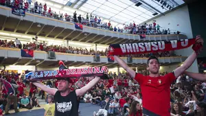 Un abarrotado Labrit estalla de emoci&oacute;n con el gol de Javi Fla&ntilde;o para remontar el partido