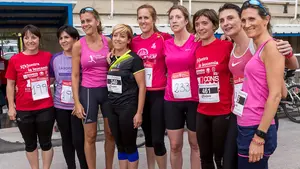 Más de 500 personas corren contra la Leucemia en Burlada en la VI edición de la cita solidaria