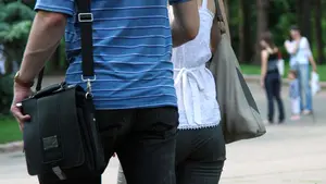 Arrestan después de 2 años al ladrón de bolsos de Iturrama: usaba el método del tirón y elegía mujeres vulnerables