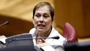 Uxue Barkos minimiza los desastrosos resultados de Geroa Bai: "Deben entenderse en clave electoral estatal"