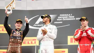 Vence Hamilton por delante de Verstappen y Raikkonen