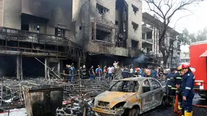 Al menos 165 muertos Y 200 heridos en un atentado reivindicado por el Estado Isl&aacute;mico en Bagdad