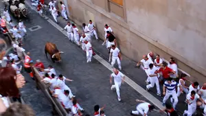 "Artillero" se desmarca del sus hermanos y encabeza el encierro en Santo Domingo