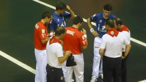 Quien se complica sin necesidad, la paga (22-17)