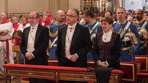 UPN insiste en que ha habido quejas vecinales por las barracas políticas y PSN destaca la "obsesión identitaria de Asirón"