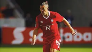El Izarra ficha al internacional canadiense Samuel Piette