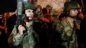 Más de 6.000 detenidos en Turquía tras el fallido golpe de Estado: "La gran limpieza continúa"