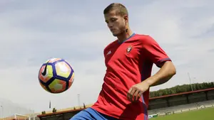 Causic afirma que aceptó oferta de Osasuna por ser "la mejor liga del mundo"