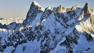 Se busca a un montañero granadino en los Alpes desaparecido tras sufrir un accidente durante el descenso 