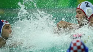 El waterpolo de España, con el navarro Munárriz, refuerza su sueño a costa del campeón olímpico
