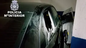 Arrestados dos hombres y una mujer por robar violentamente en vehículos de Pamplona aparatos como drones o consolas