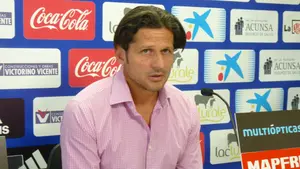 Vasiljevic asegura que Osasuna está mas cerca de fichar a Riviere que a Sergio León