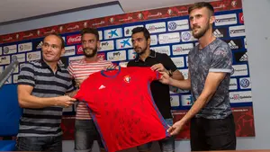 La emocionante despedida de Nino en el estadio del Sadar