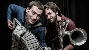 El programa Kultur trae a El Trío J.J.Q., Anaut y Fetén fetén a diferentes localidades navarras