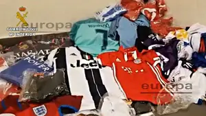 Detenido un vecino de Ribaforada pillado con 312 prendas de ropa falsificada para su venta