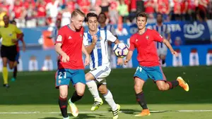 Osasuna sufre la primera derrota con dos graves errores defensivos ante la Real Sociedad en el Sadar