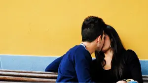 "Mi novio me controla lo normal", un nuevo curso de la UNED sobre violencia en parejas adolescentes