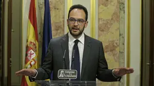 El PSOE rechaza el discurso de "burócrata" de Rajoy, un candidato "sin ambición de futuro"