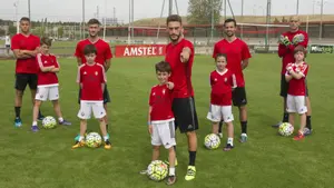 Miguel Flaño, De las Cuevas y Fausto Tienza acudirán a la escuela de fútbol de Lerín