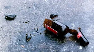 Se citaron para pegarse por internet: detenido un joven en Peralta por rajar a otro con un cristal en la cara y el muslo