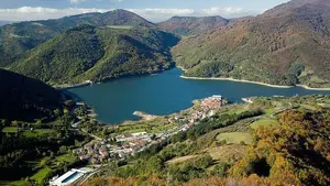 El motivo por el que se vaciará buena parte de un emblemático pantano de Navarra