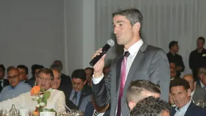 El navarro Undiano Mallenco es el árbitro con más partidos dirigidos en Primera