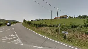 Los bomberos dan por extinguido el incendio forestal originado a la salida de Ilarregui