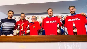 Luis Sabalza explica el acuerdo de Osasuna con la empresa Cervezas San Miguel