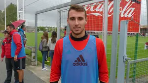 Tercer fichaje rojillo: el regreso a Pamplona de un canterano para reforzar el centro del campo