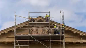 Se inician los tr&aacute;mites para que el cuatripartito multe a las localidades que no 'borren' sus s&iacute;mbolos franquistas
