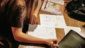 El vecino de Cintruénigo acusado de violar a sus hijas de 13 años se defiende ante el juez: "Tenían relaciones entre ellas"