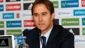 Julen Lopetegui, seleccionador nacional: "No cierro una puerta a nadie, salvo la de la calle por el frío"