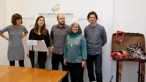 El Parlamento de Navarra se compromete a trabajar en la lucha contra la pobreza y las desigualdades