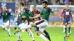 Osasuna y Eibar jugarán el martes 3 de enero a las 19 horas en el estadio de El Sadar