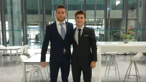 El portero Álvaro Fernández y el defensa Aitor Buñuel, concentrados con la selección española sub-19