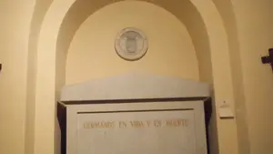 Más familias muestran su malestar por las exhumaciones de los Caídos y Asirón dice que el plan sigue adelante