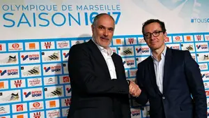 El exportero del Barça, Andoni Zubizarreta, presentado como director deportivo del Olympique de Marsella