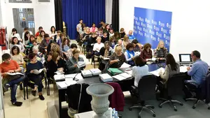 Conoce 'Lecxit': un programa pionero que busca fomentar la lectura en once colegios de Pamplona con más de 50 voluntarios