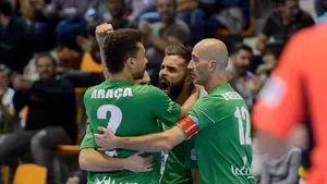 El Magna Gurpea golea al pescados Burela en el pabellón Anaitasuna y sigue imbatido en Primera división